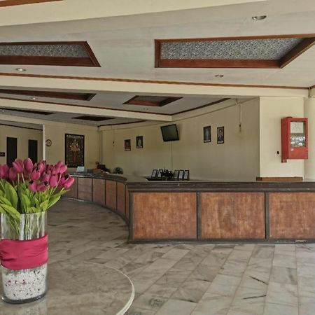 Oyo 89972 Borneo Paradise Beach Hotel Kota Kinabalu Buitenkant foto