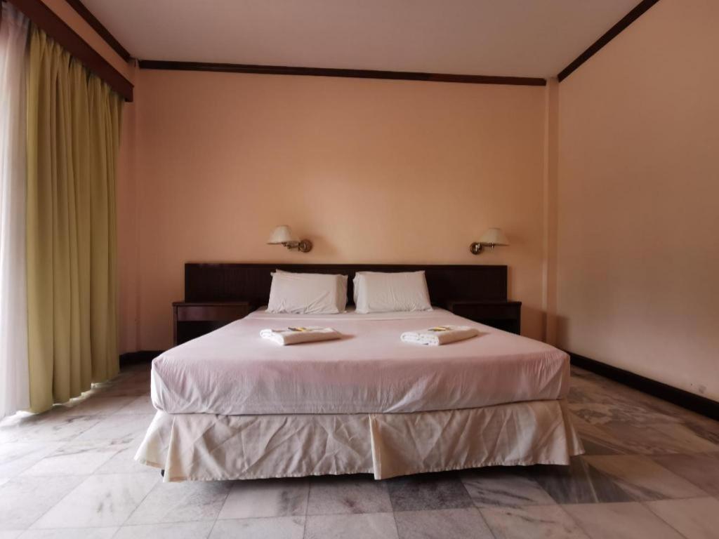 Oyo 89972 Borneo Paradise Beach Hotel Kota Kinabalu Buitenkant foto