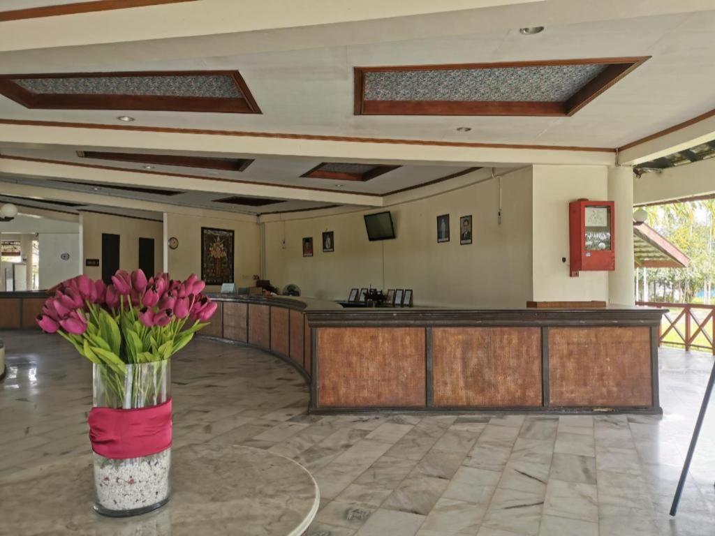 Oyo 89972 Borneo Paradise Beach Hotel Kota Kinabalu Buitenkant foto