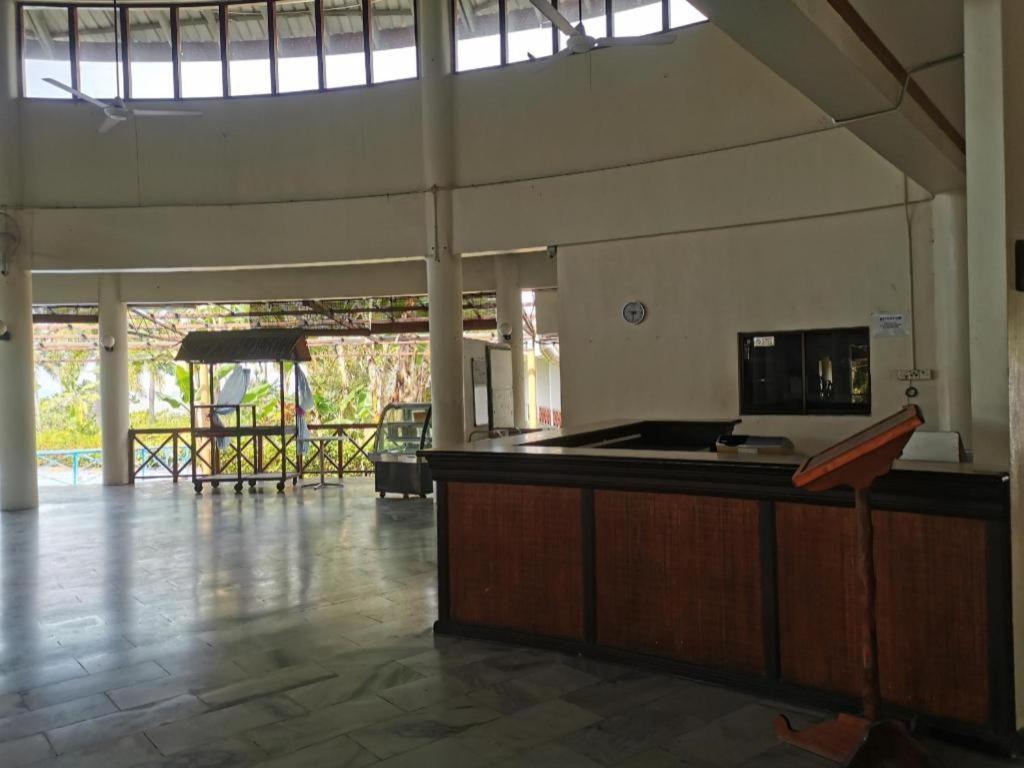 Oyo 89972 Borneo Paradise Beach Hotel Kota Kinabalu Buitenkant foto