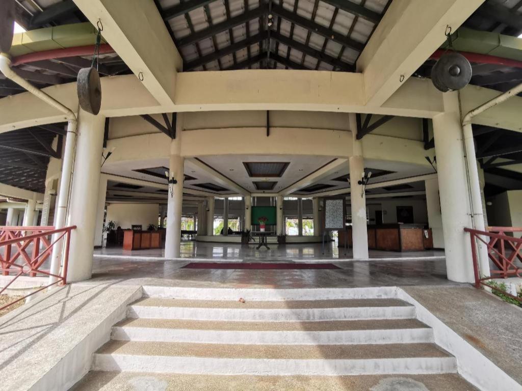 Oyo 89972 Borneo Paradise Beach Hotel Kota Kinabalu Buitenkant foto